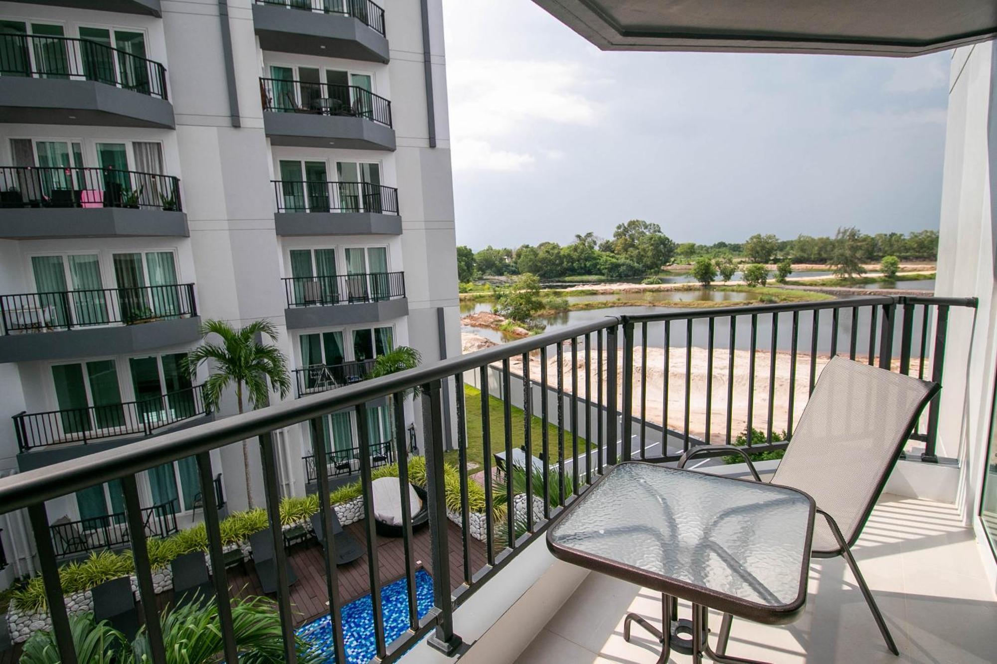 Mantra Beach Condominium Suite 2 - Mae Phim Ban Tha Fat Exterior photo